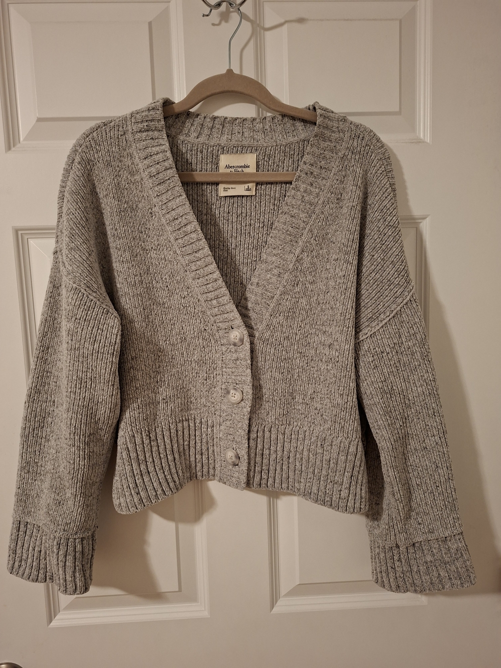 Abercrombie & Fitch Light Gray Marled Oversized Knit Cardigan, Size S